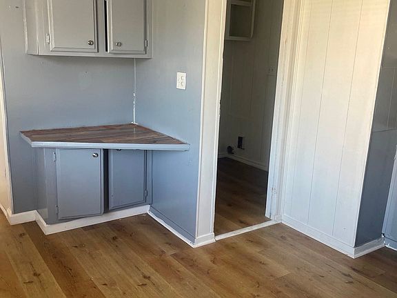 4th image of 1399 Genoveva Ln