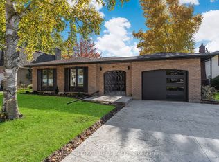 9 Windermere Ct, Welland, ON L3C 5V4