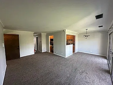 278 Stonehill Ln — Photo 4
