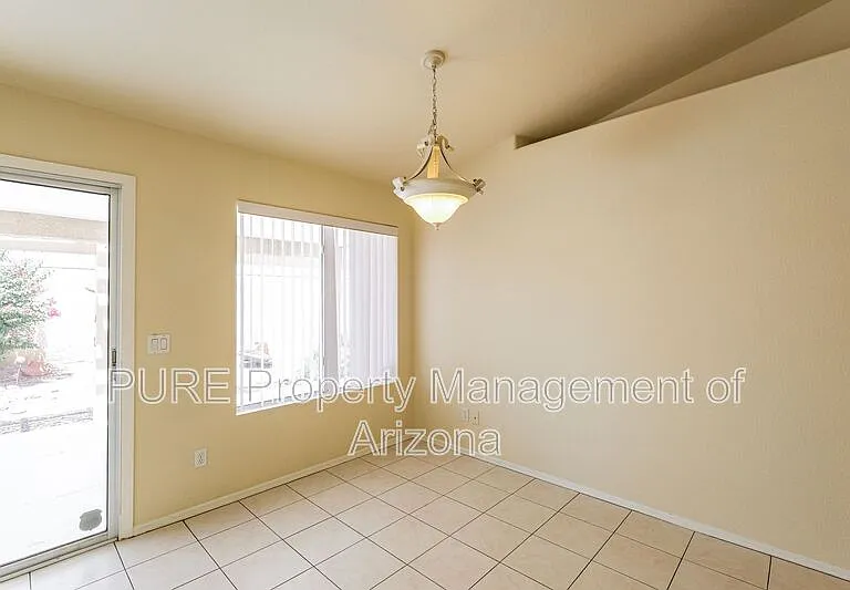 17906 N 92nd Ln — Photo 10
