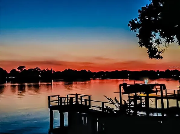 739 Chesapeake Dr, Tarpon Springs, FL 34689