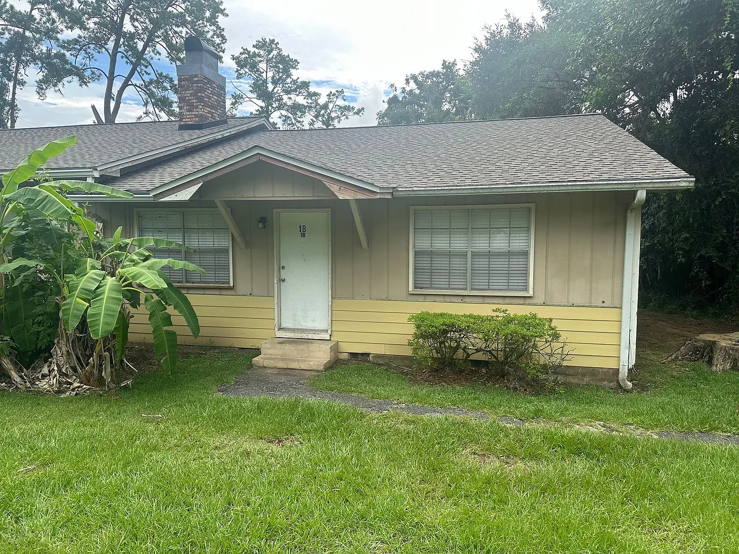 East Tallahassee Duplex avail now! — Photo 1