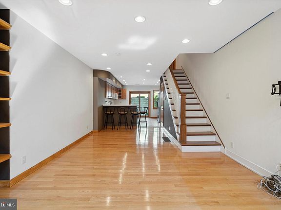 4th image of 753 N Bucknell St