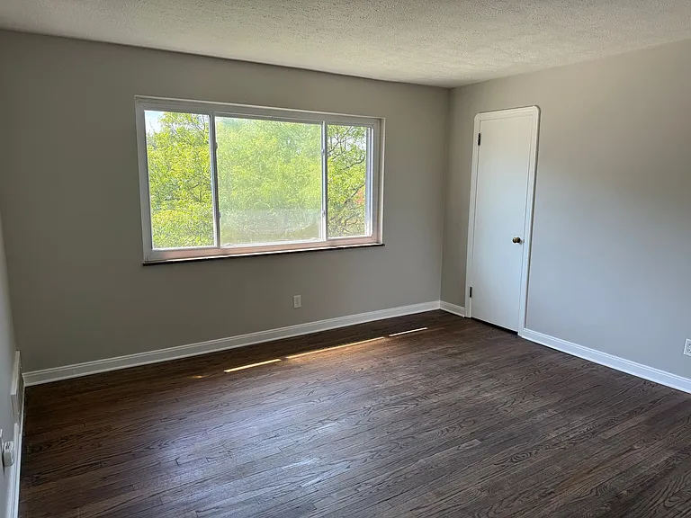 4101 Ridge Rd — Photo 6