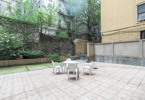4th image of 519 W 135th St APT 5B