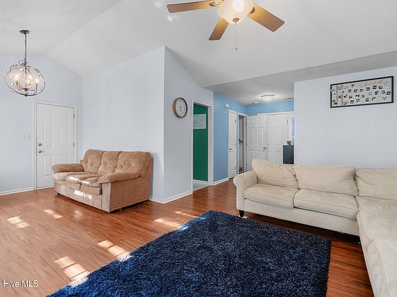 5th image of 120 Seagull Drive