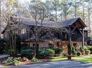 1215 E Massachusetts Ave, Southern Pines, NC 28387