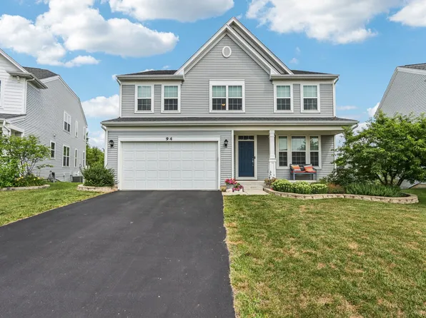 94 Gala Dr, Mundelein, IL 60060