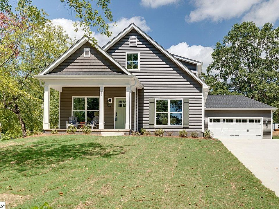 1st image of 16 Claremont Dr