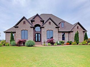 4 Rochester Cv, Jackson, TN 38305