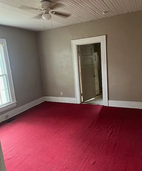 404 McGwigan St — Photo 18