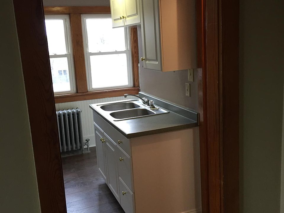 1st image of 610 Dorrance Ave