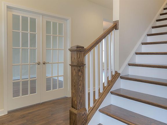 2nd image of 6126 Herons Landing Dr