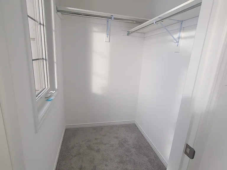 15 Albany St — Photo 11