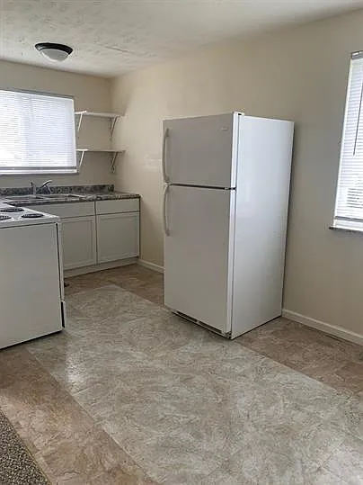 1434 N James H McGee Blvd — Photo 8