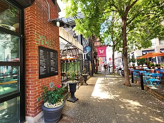 Rented by Bond New York