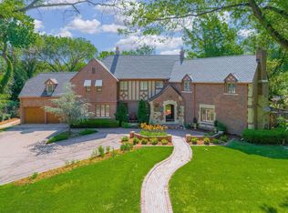 440 N Crestway St, Wichita, KS 67208