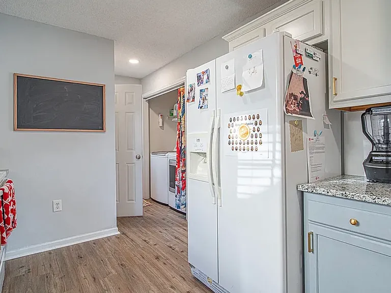 316 Anna St — Photo 15