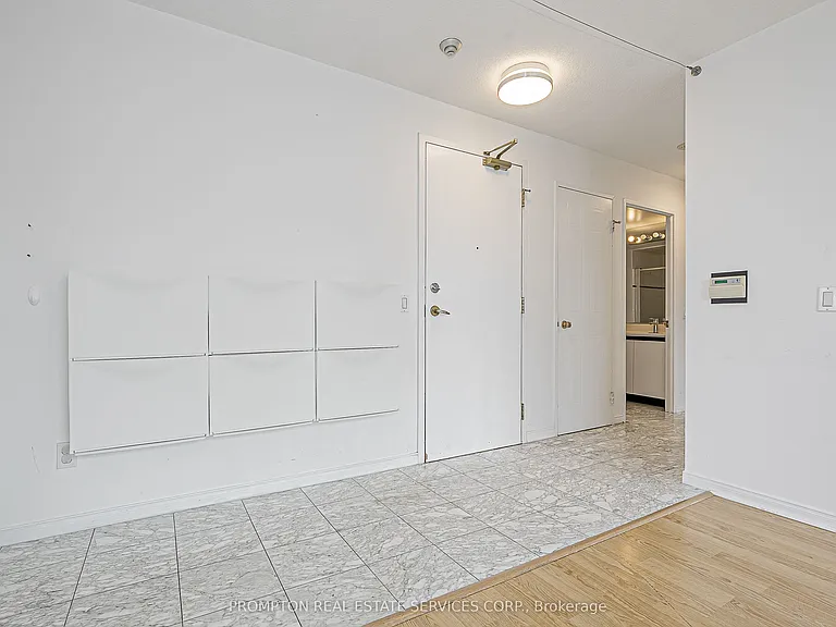 238 Doris Ave #2009 — Photo 4