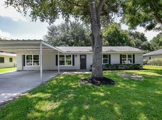 2110 Grayson St, Wharton, TX 77488