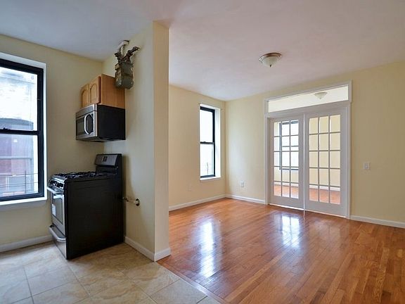 4th image of 277 W 150th St APT 12A