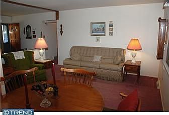 5th image of 2298 Lincoln Ave