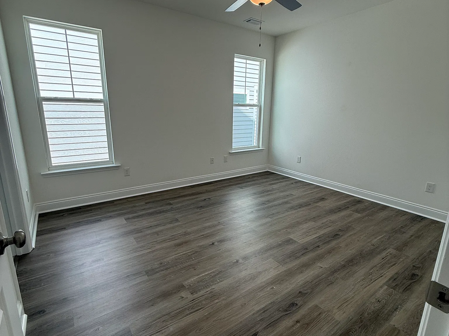 3 bed, 2.5 bath, 1622 sqft, $2,450 — Photo 3