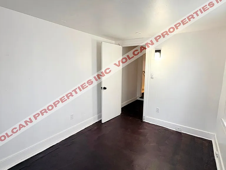 695 Pearl St #2 — Photo 6