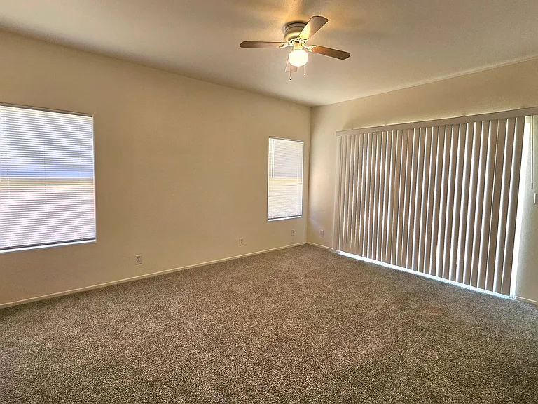 21187 Conklin Blvd — Photo 11