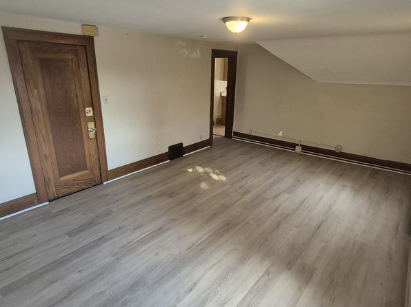 408 Fulton Rd NW APT 4