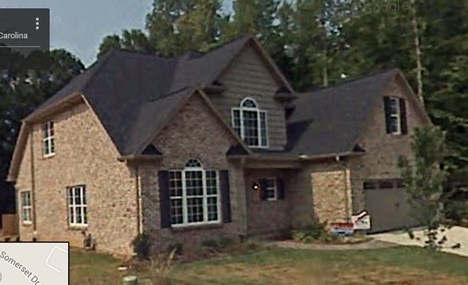 2nd image of 915 Ayman Ln