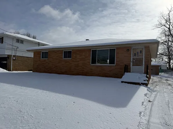 18147 Strongsville Blvd, Strongsville, OH 44149