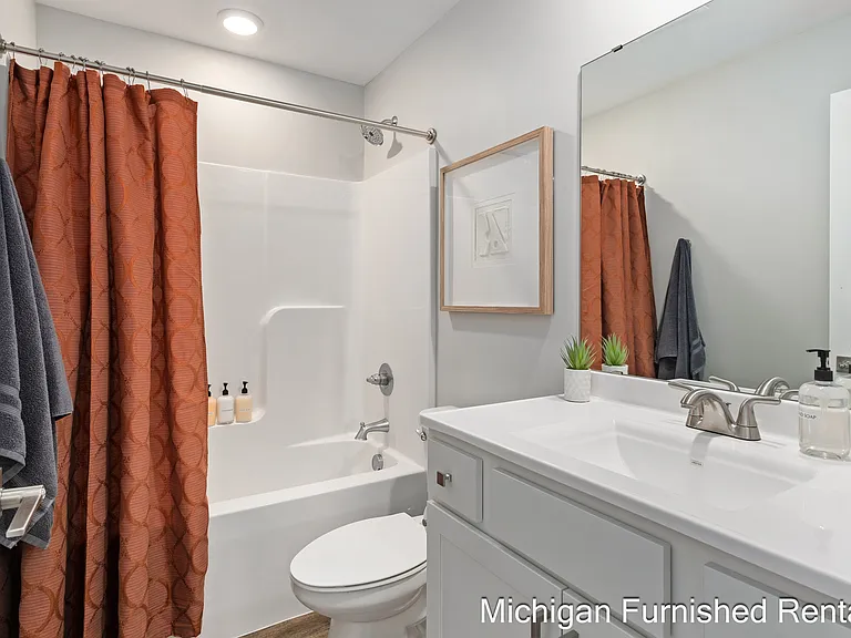 4322 Pine Forest Blvd NE #11 — Photo 13