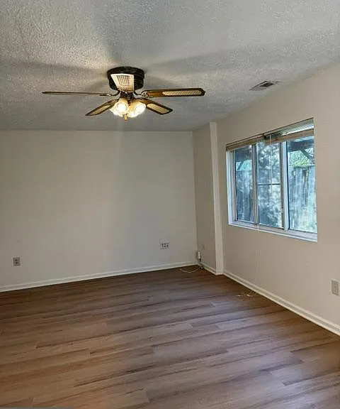 13238 Custom House Ct — Photo 86