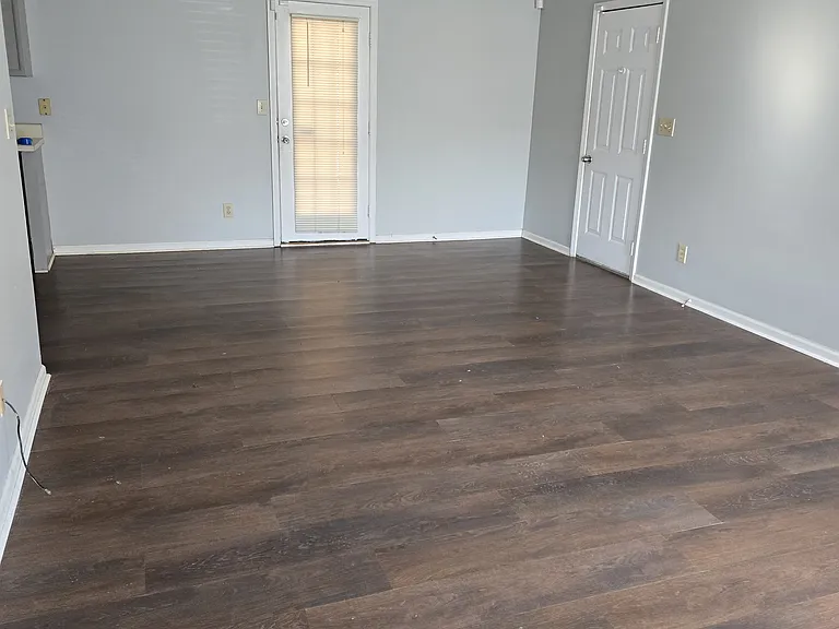 6145 Lauren Ln — Photo 6