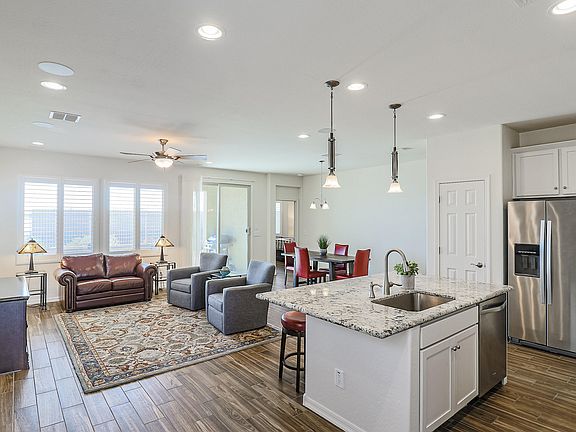 4th image of 17913 W Cedarwood Ln