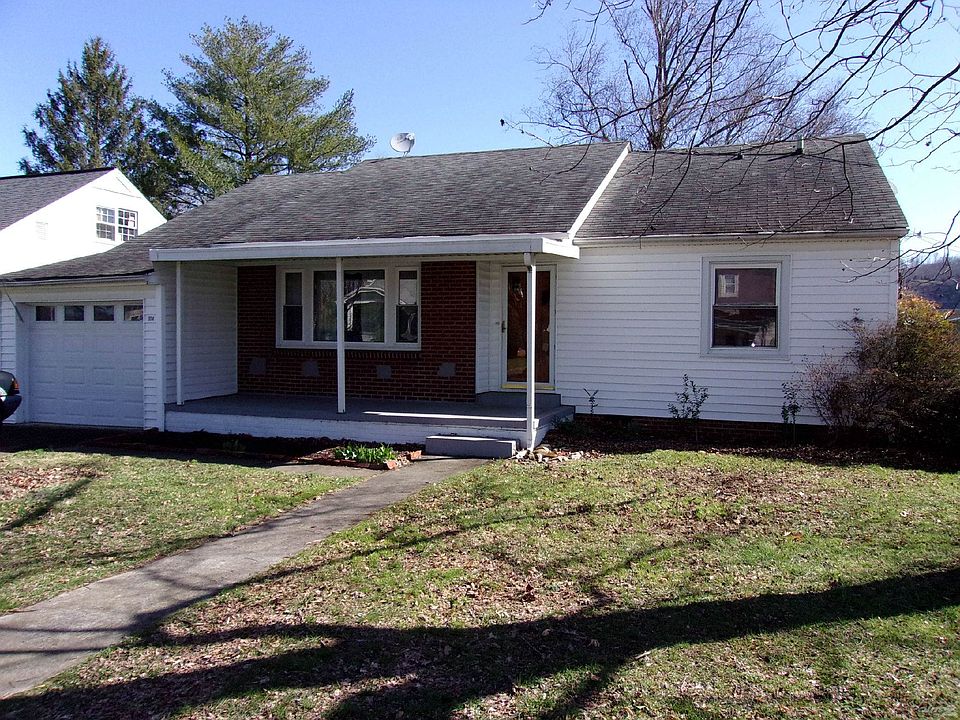 304 elm front photo