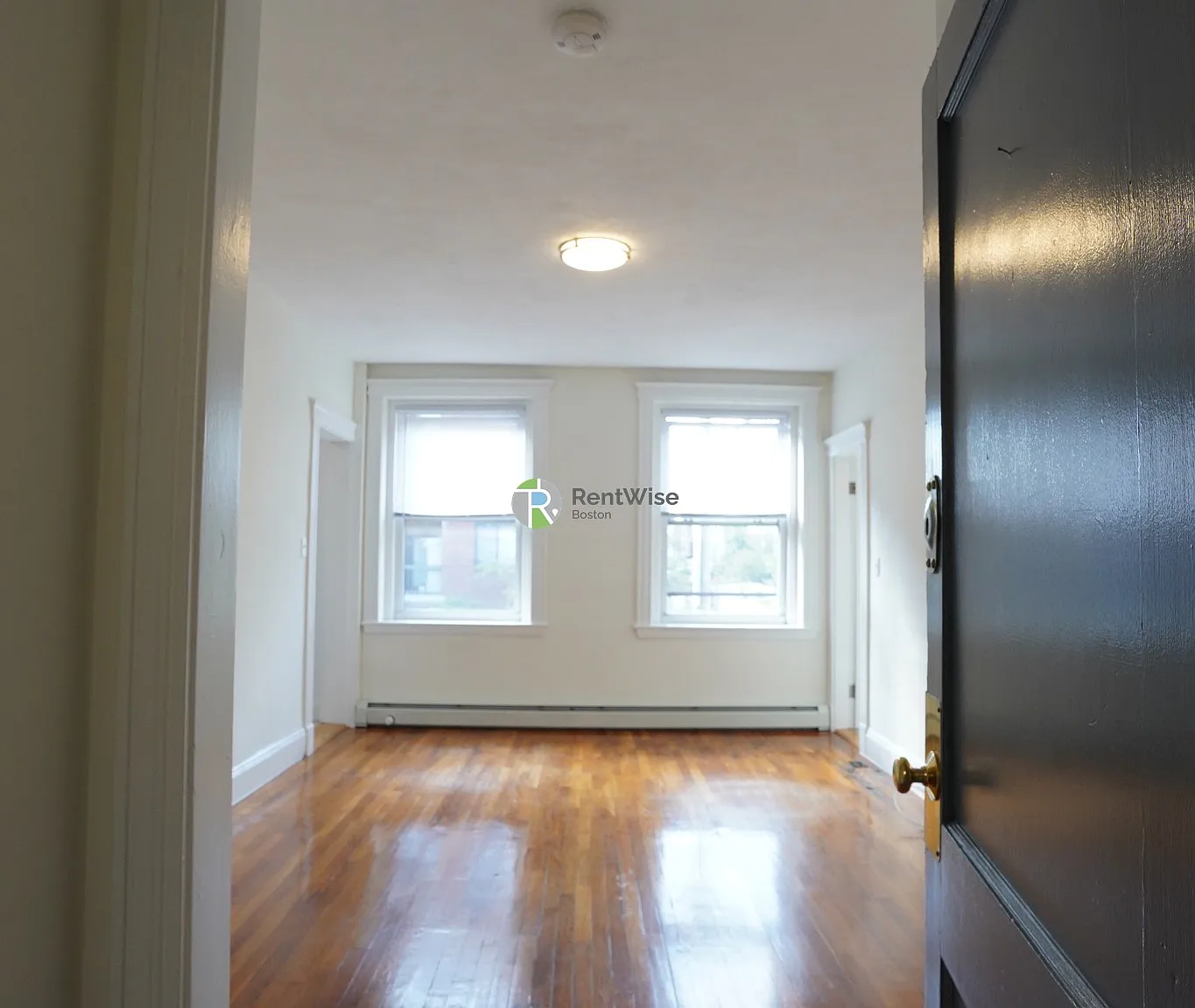 Studio, 1.0 bath, $2,000 — Photo 1