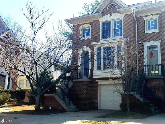 2nd image of 3919 Kathryn Jean Ct