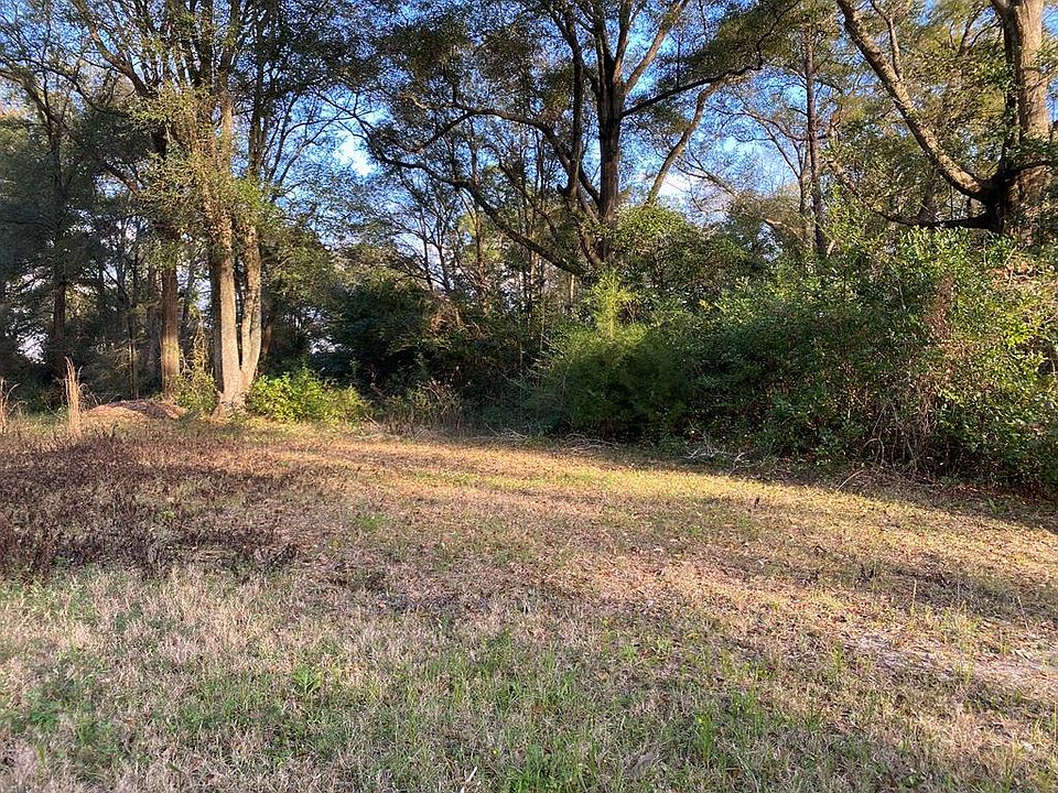1st image of 200 Nona Dr