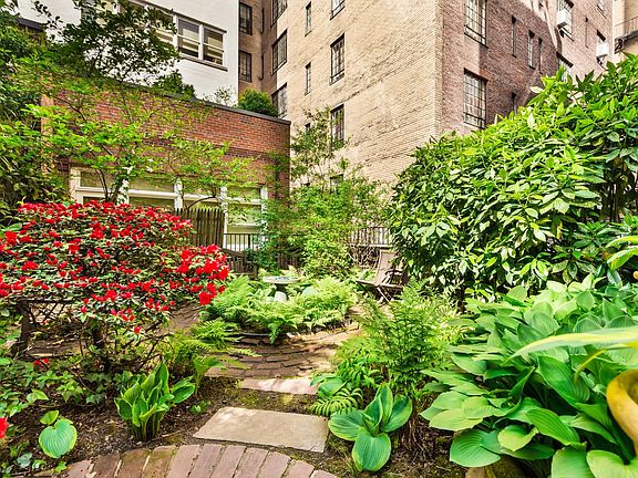 5th image of 135 E 39th St APT 2D