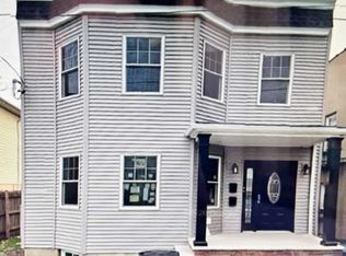 205 Huber St, Secaucus, NJ 07094