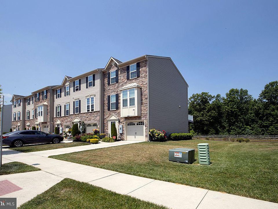 68 Village Green Ln, Sicklerville, NJ 08081 Zillow