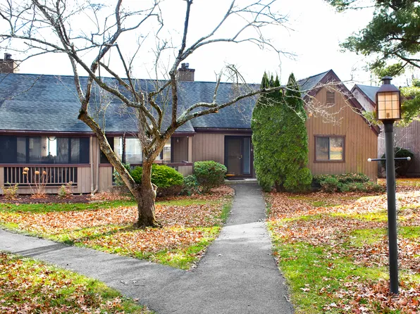 111 Midwood Trail #A, Stratford, CT 06614