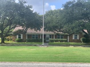 1559 Fm 960 Rd, El Campo, TX 77437