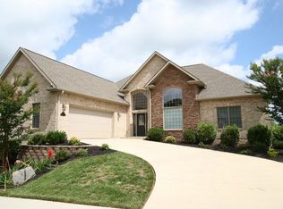 1033 Embassy Row, Johnson City, TN 37601