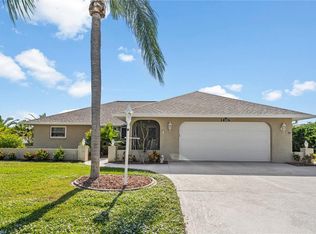 1467 Roosevelt Dr, Venice, FL 34293