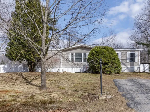 135 Pine Ridge Road, Loudon, NH 03307