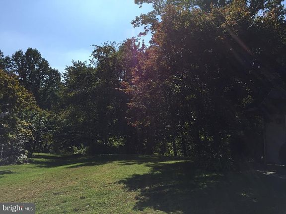 4th image of 81 Muirfield Ct