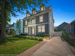 206 Curry Ave, Royal Oak, MI 48067